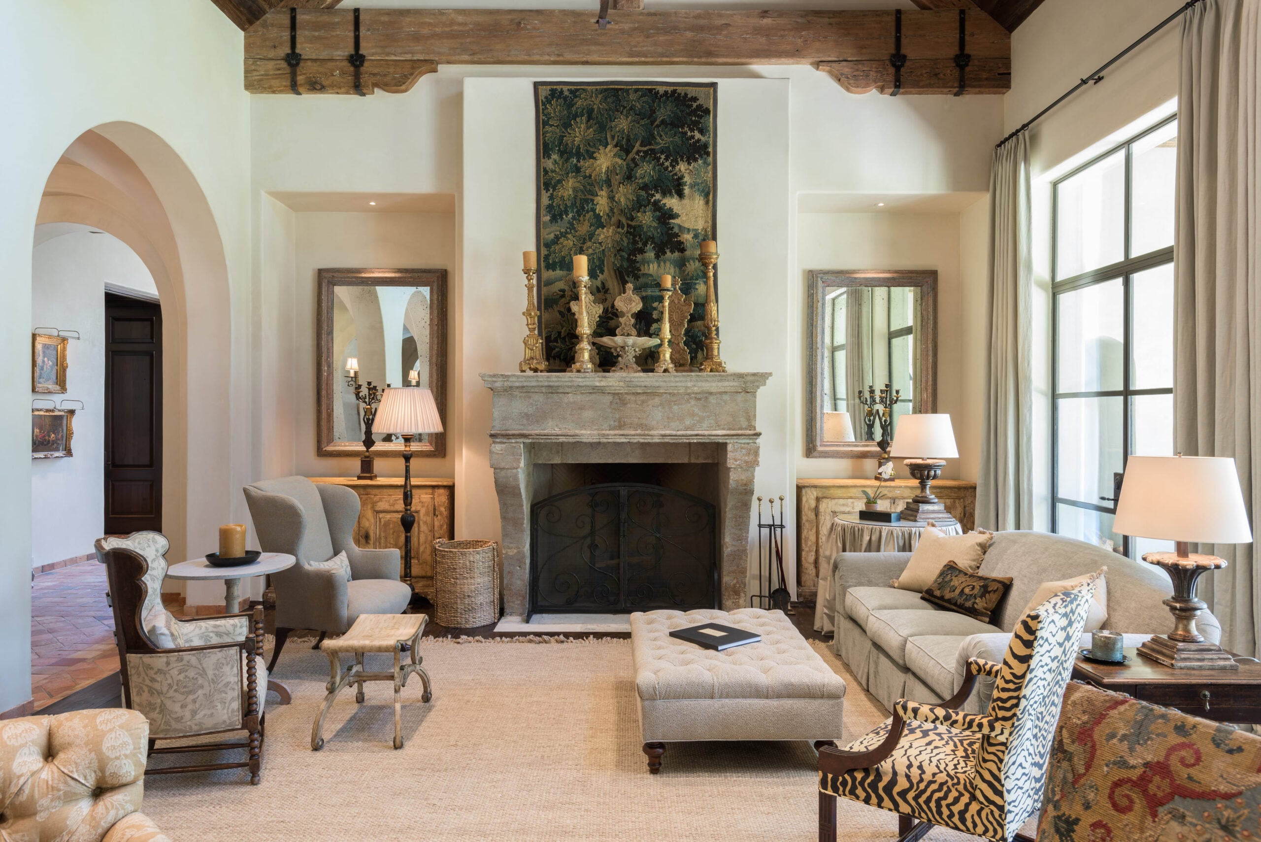 5_Living_Room1-scaled.jpg